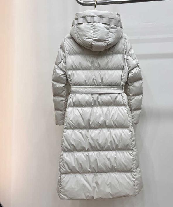 European Women's Slim Fit Long Down Jacket with Hood and Belt - 2026 Autumn/Winter Over-the-Knee Warm Outerwear
