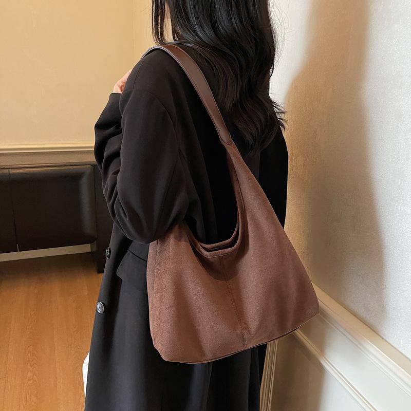 Solid color suede shoulder bag texture large capacity tote bag matte shoulder bucket bag mother bag shoulder armpit bag