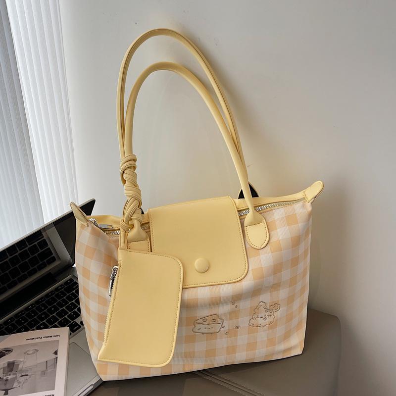 2025 New Summer Foreign Style Niche Design Shoulder Bag Plaid Shoulder Bag Large Capacity Commuter Underarm Tote Bag
