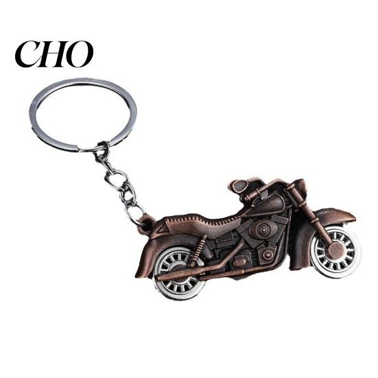 Street Style Keychain Pendant Motorcycle Design Zinc Alloy Key Chain with Detailed Metal Buckle Lightweight Holder Backpack Car Accessory Retro Bike