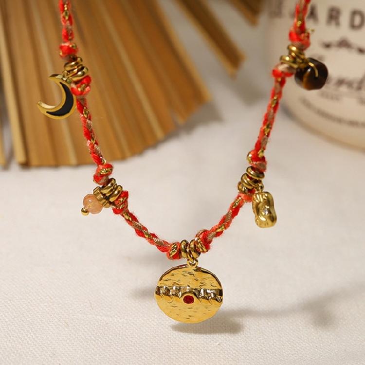 Элегантное ожерелье-подвеска Луна и Звезда с регулируемой длиной. Уникальное украшение на шею, подходящее для любых модных образов.