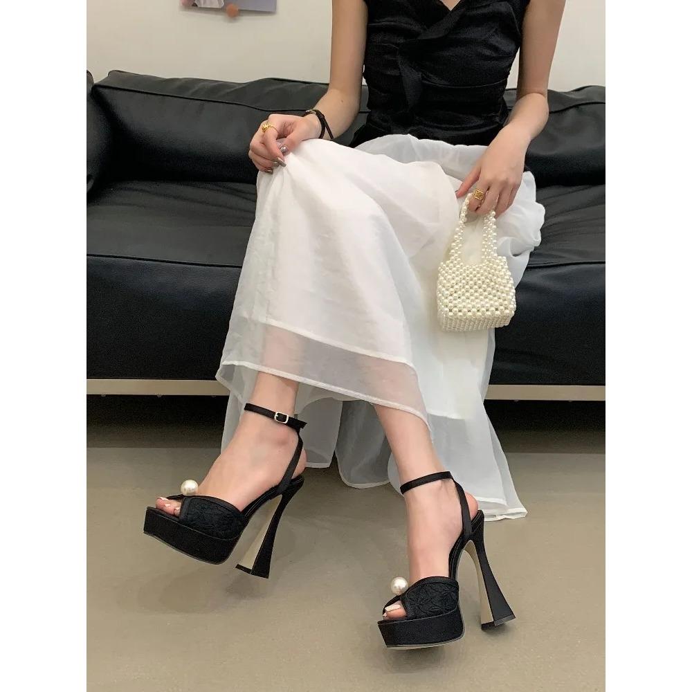 Pesstwei New Summer Fashion Peep Toe Sandals Women Buckle Strap Mesh Satin Pearl Square Heels Party Shoes Zapatos De Mujer