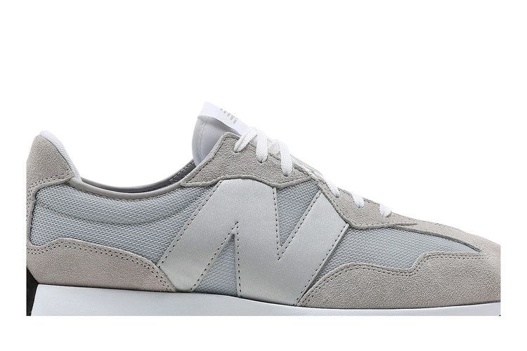 Мужские кроссовки New Balance 327 'Rain Cloud Metallic Silver'