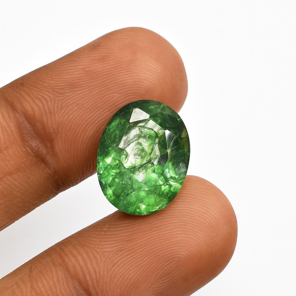Natural Green Emerald Loose Gemstone 10.80 ct Oval Cut Flawless for Jewelry Making and Crafts