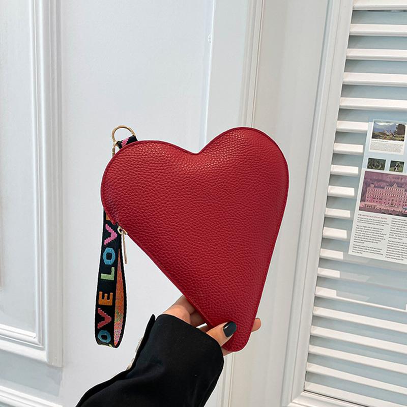 Yogodlns Модный мини-клатч в форме сердца для женщин, кошелек для монет карамельного цвета с запястьем, стильный держатель для карт на молнии и чехол для ключей