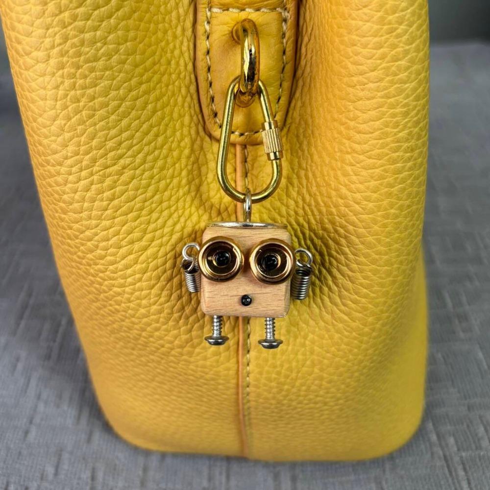 New Robot Pendant Gold Color Robot Keychain Aesthetic Choker Pendant Home