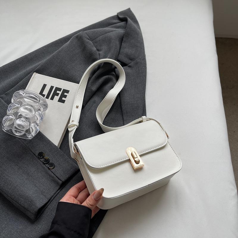 Ретро нишевая сумка высокого качества женская 2025 новая осенне-зимняя трендовая маленькая квадратная сумка универсальная сумка через плечо