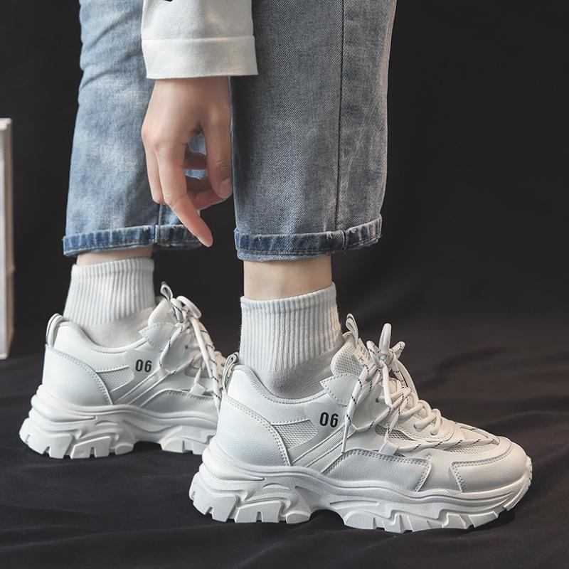 Кроссовки для женщин. Хит весенней моды. Белые спортивные туфли на шнуровке. Женские повседневные кроссовки для бега. Вулканизированная обувь. Дизайнерские кроссовки.