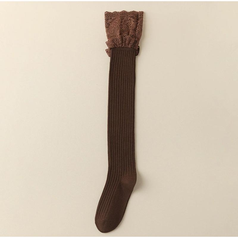Длинные чулки выше колена для весны и осени, женские носки до икры в стиле Лолита с кружевом, черно-белые, кружевные длинные носки