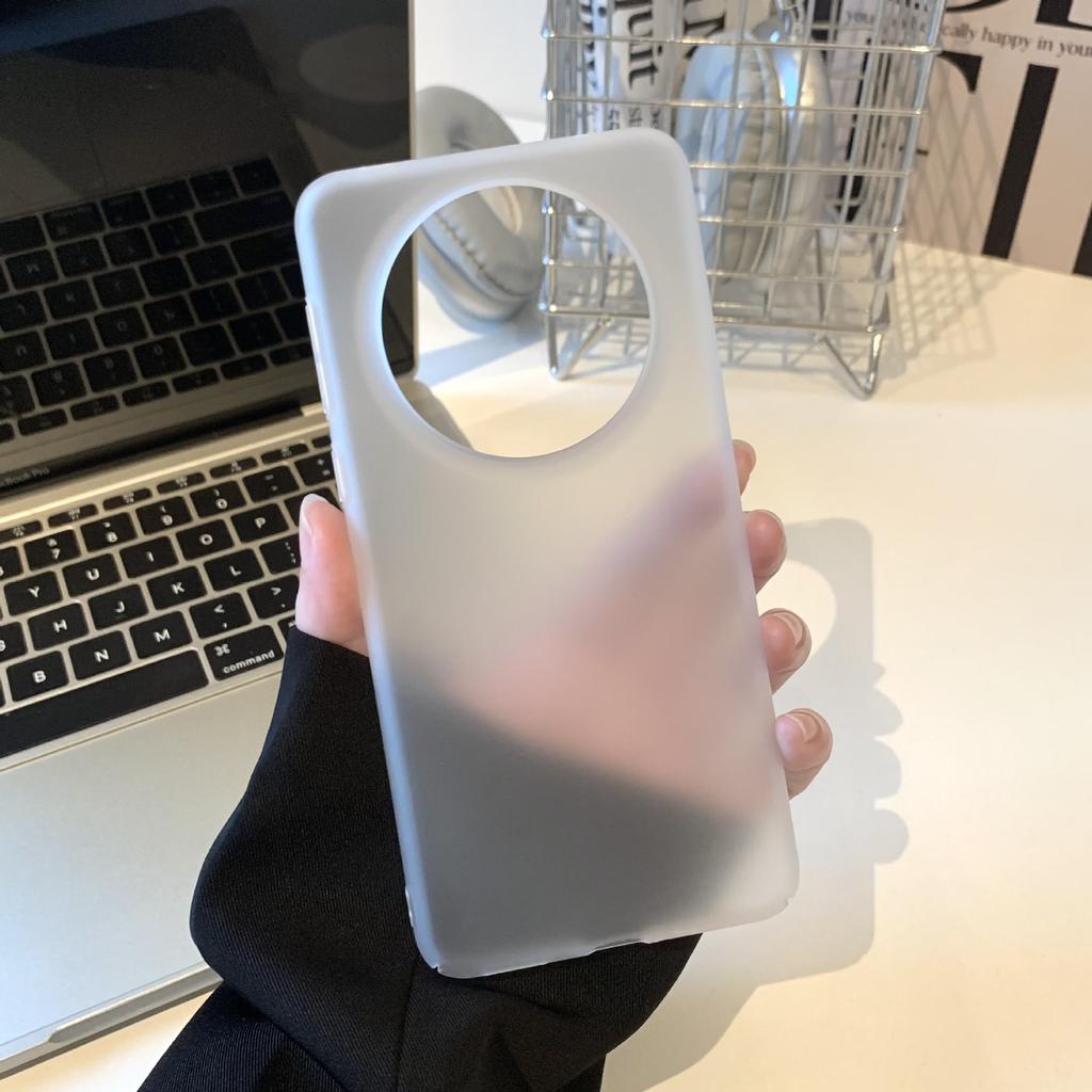 Применимо к Huawei Mate70Pro матовый магнитный противоударный чехол для телефона mate60pro ультратонкий ощущение кожи теплоотвод и защита от падения