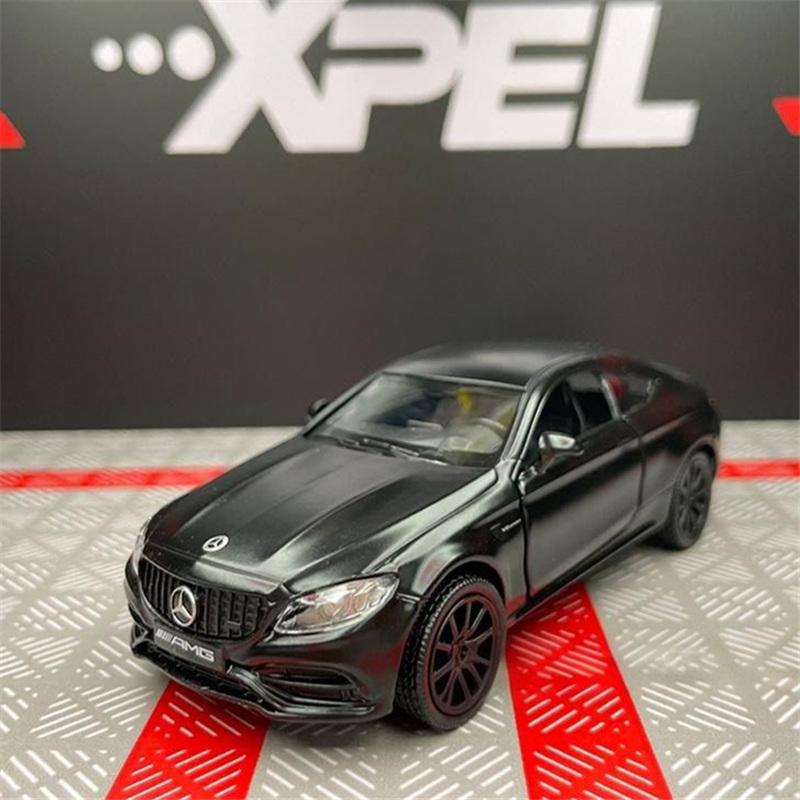 1:36 Модель Спортивного Автомобиля из Сплава Mercedes-Benz C63S CLS63 AMG Coupe Литье под Давлением Металлические Транспортные Средства Модель Автомобиля Коллекция Симуляции Подарок для Детей
