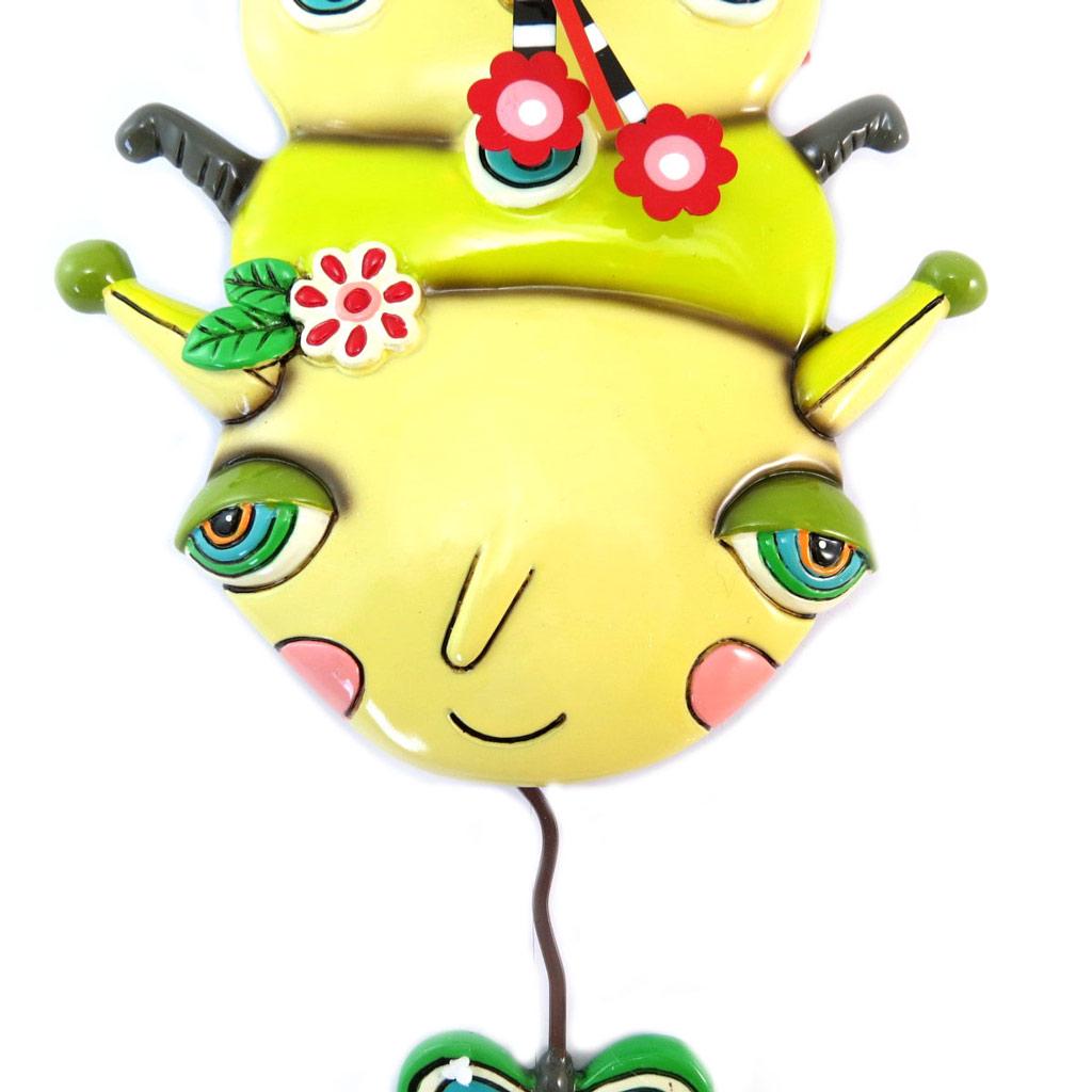 Allen Designs [P5704] — Настенные часы «Allen Designs» с зеленой бабочкой и гусеницей — 30,5x16. 5 см