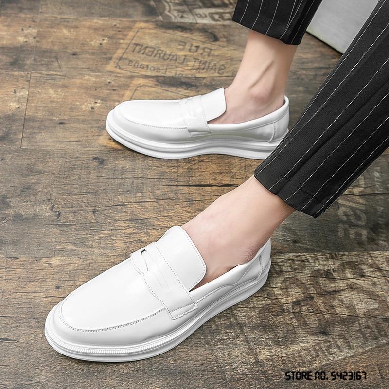 Fashion New Luxury Men's White Black Patent Leather Penny Loafers Male Casual Moccasins Driving Shoes Wedding Party Prom Flats