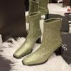 Зимние современные ботинки на квадратном каблуке с острым носком на щиколотке, женская обувь на молнии, распродажа 2024 года, лаконичные женские ботинки на высоком каблуке с однотонным шитьем