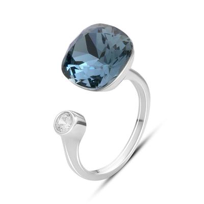 Серебряное кольцо с фианитами, вес изделия 5 гр (60002214)