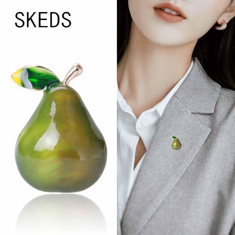 SKEDS Cute Pear Exquisite Trendy Women Brooches Pins Fashion Fruit Metal Jewelry Enamel Pin Party Clothing Badges Corsage Gift