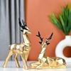 Набор из 2 смоляных скульптур оленей Хиран для домашнего и офисного декора в стиле природы, идеально подходит для любителей природы, прекрасный подарок для друзей и семьи (Золото)