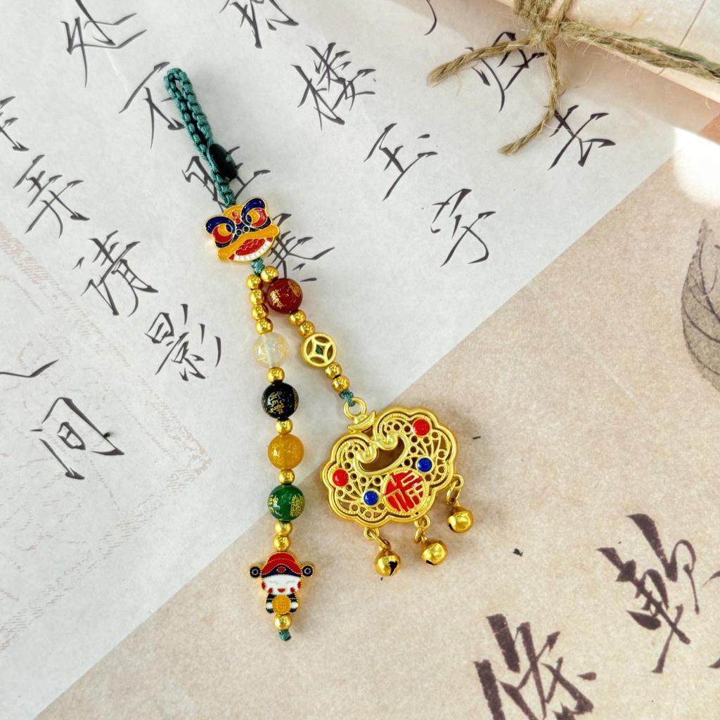 Винтажный брелок для ключей «Автомобиль на удачу» с подвеской в виде золотого зверя и пряжкой в виде колокольчика мира для мужчин и женщин