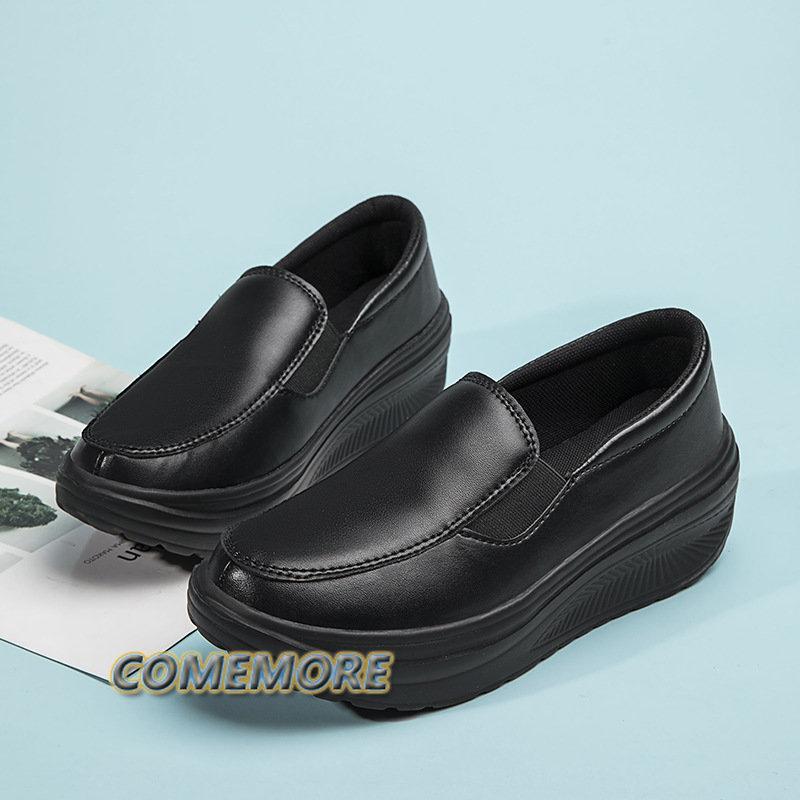 Женские туфли Весна PU кожа Мягкая подошва Рабочая обувь Женские черные мокасины Спорт для медсестры Женщина Платформа танкетка Плюс Размер 42