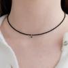 Ожерелье Primaute Black с цветами среднего размера