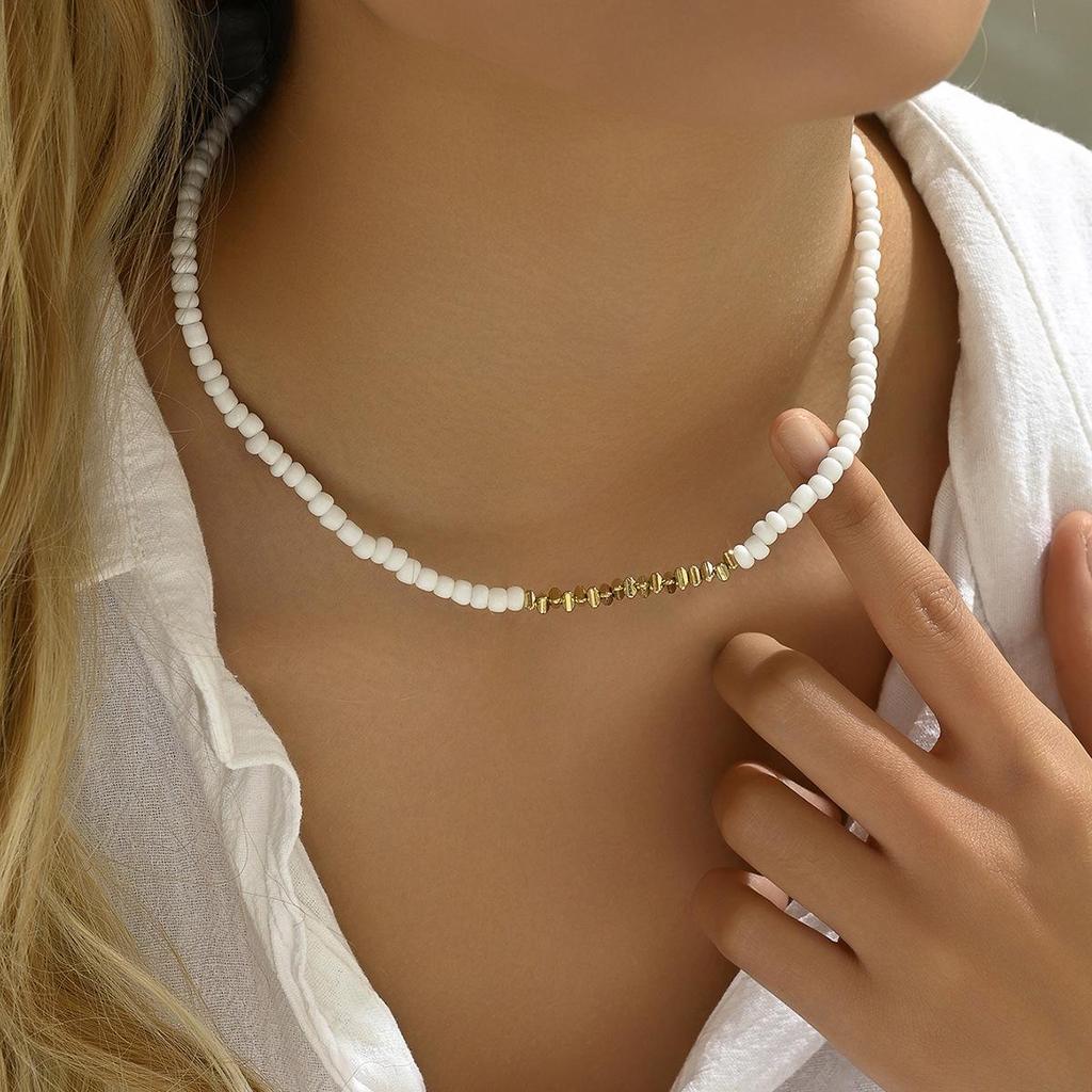 Versatile Women's High-End Glass Necklace: Seed Bead & Metal Bar Chain, Short Style