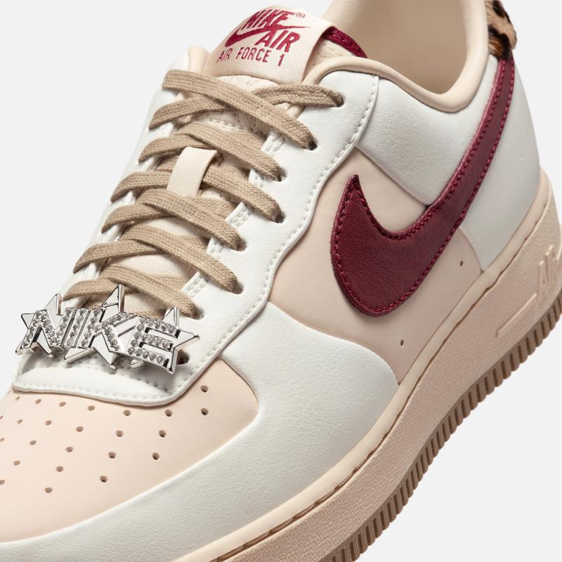 Nike Женские плоские кроссовки для бега Air Force One с зимней резиновой подошвой NIKE AIR FORCE 1 IM7510
