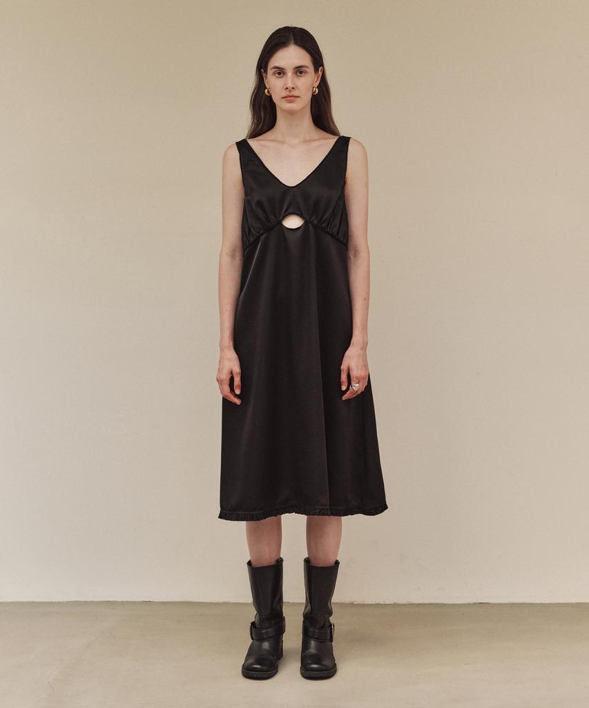 LEUNI Emma Satin Shirred Dress - Black