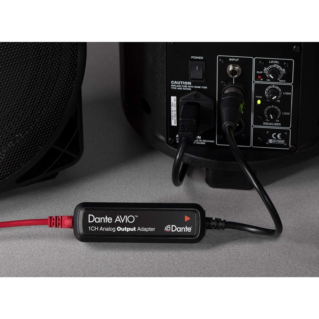 Аналоговый выход адаптера Audinate DANTE AVIO 1 канал ADP-DAO-AU-0×1