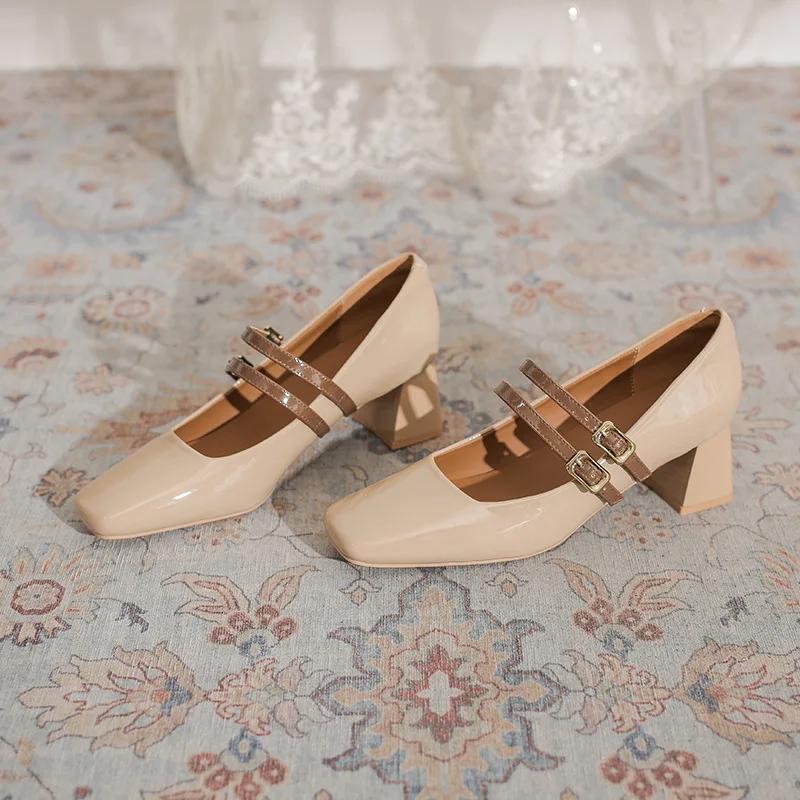Мода 2025 Женские туфли на каблуке Весенние туфли Мэри Джейн с квадратным носком и двойной пряжкой Осенние женские лакированные туфли на толстом высоком каблуке