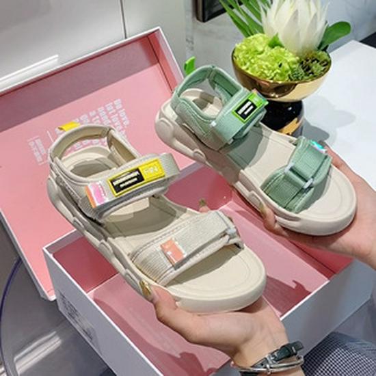 2025 Thailand Women's Thick-Soled Outdoor Beach Platform Slippers with Holes