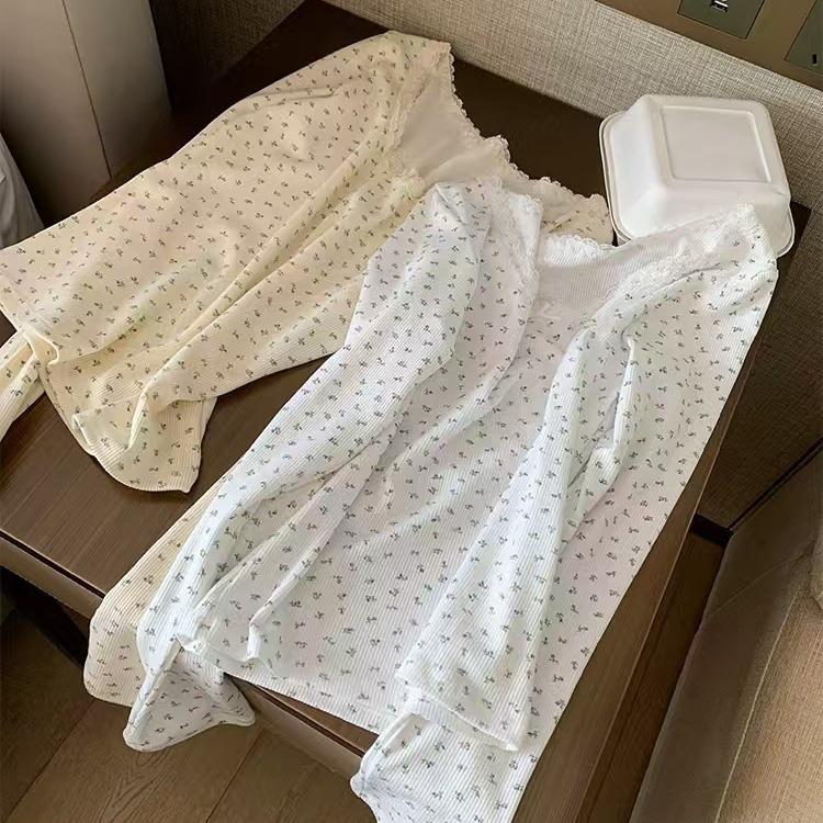 Комплект термобелья из хлопкового кружева с бантом и круглым вырезом с цветочным принтом на осень