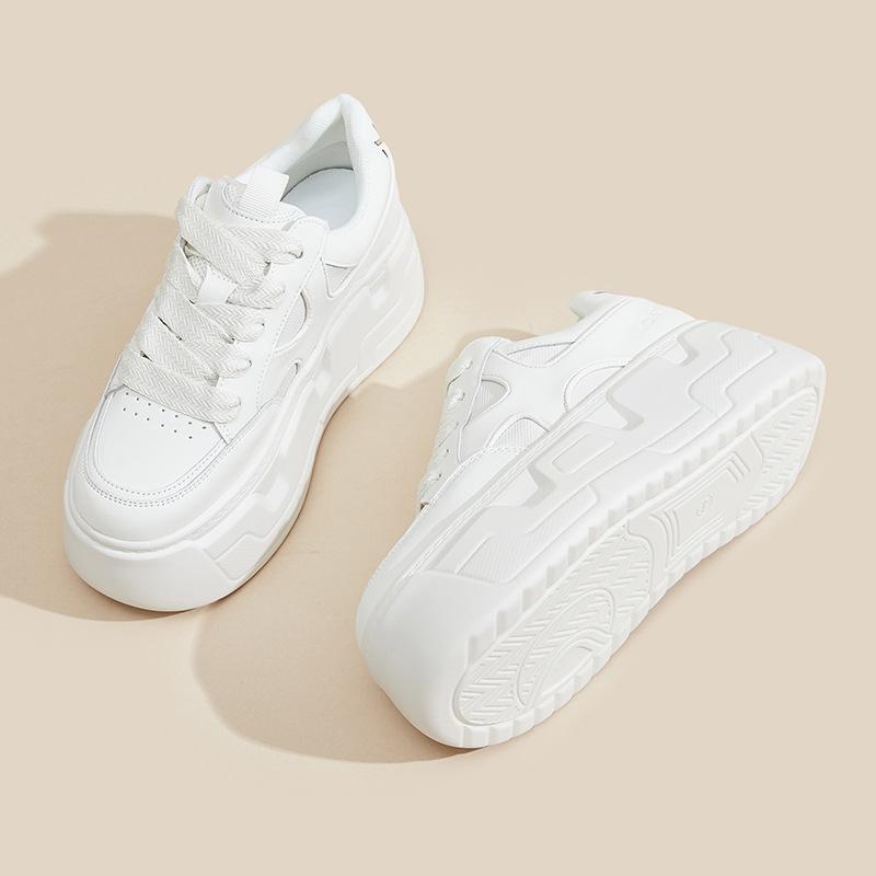 Осенние новые кожаные женские туфли для студентов, увеличивающие внутреннюю высоту, маленькие белые туфли, женские, подходящие по цвету, универсальные, на платформе, повседневные туфли для детей