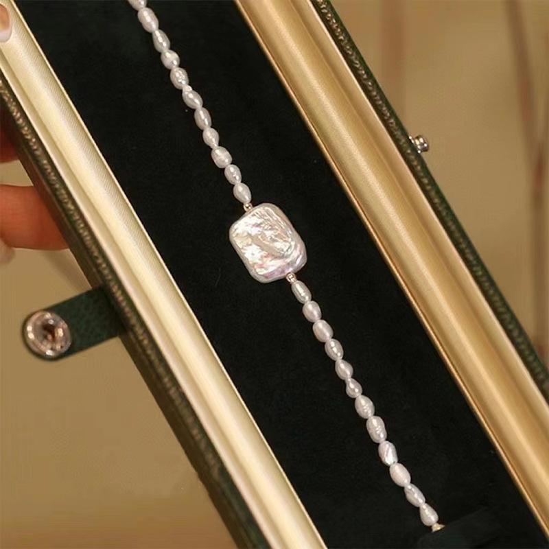 Special-shaped Baroque pearl bracelet for women's summer commuting light luxury niche design high-end Xiaomi beads jewelry Hong Kong style