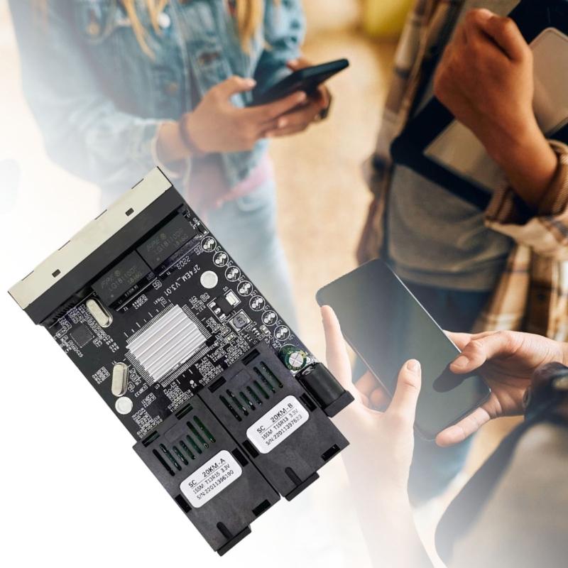 20KM Long Ranges Reverse POE Fiber to Ethernet Converter Supporting 4 Port and PCBA for Networking Stability