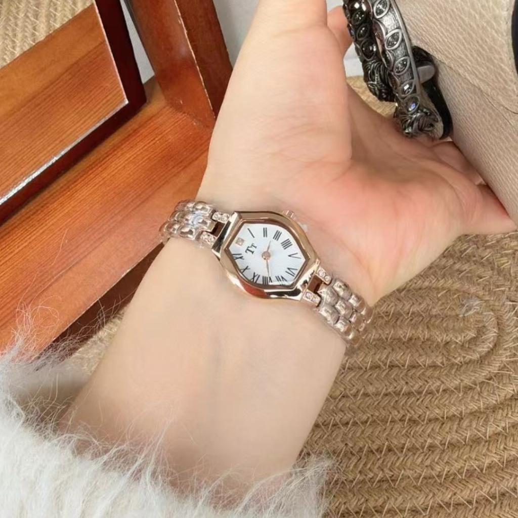 New Small Dial Chain Strap Fashion Watch Waterproof Bracelet Style Stainless Steel Retro Exquisite Quartz Watch Women Gift
