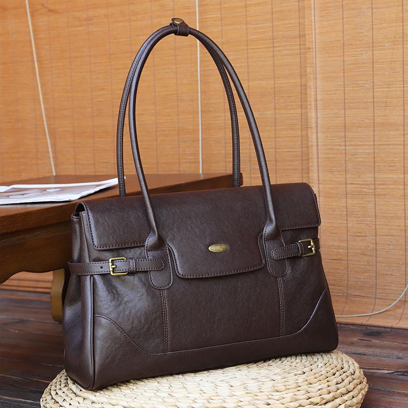 Ladies cowhide shoulder bag luxurious designer style large capacity trendy style available in multiple colors shopping commuting