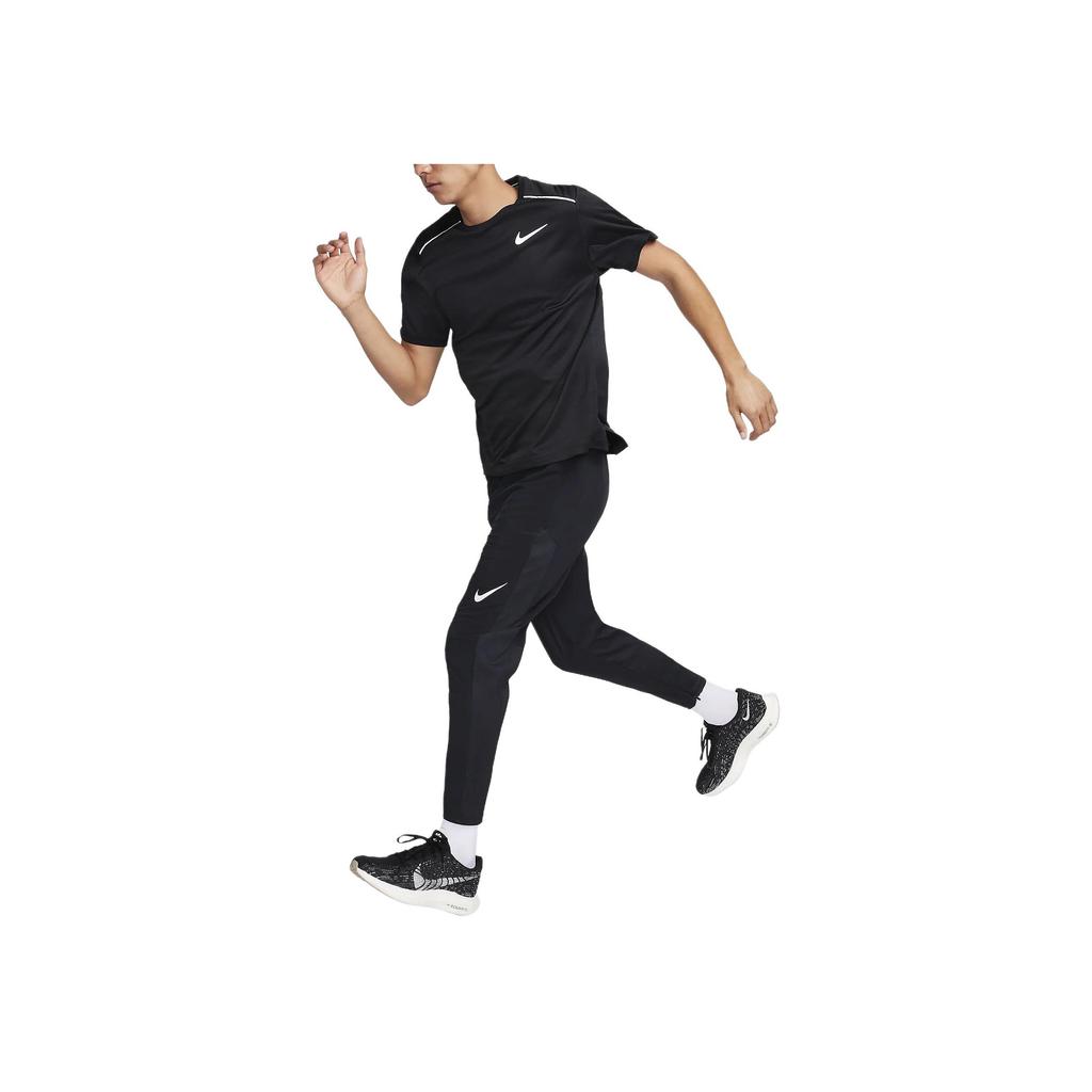 Nike Спортивные брюки Dri-Fit с принтом из нескольких логотипов, свободного кроя, с манжетами, мужские, черные FN3362-010