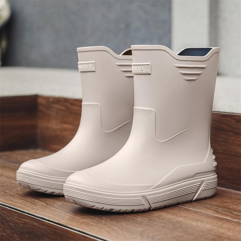 New Bundle Rain Shoes Men's Medium Tube Non-slip Waterproof Shoes Outdoor Water Boots Warm Rain Shoes Short Tube Rubber Shoes Men's Fashion