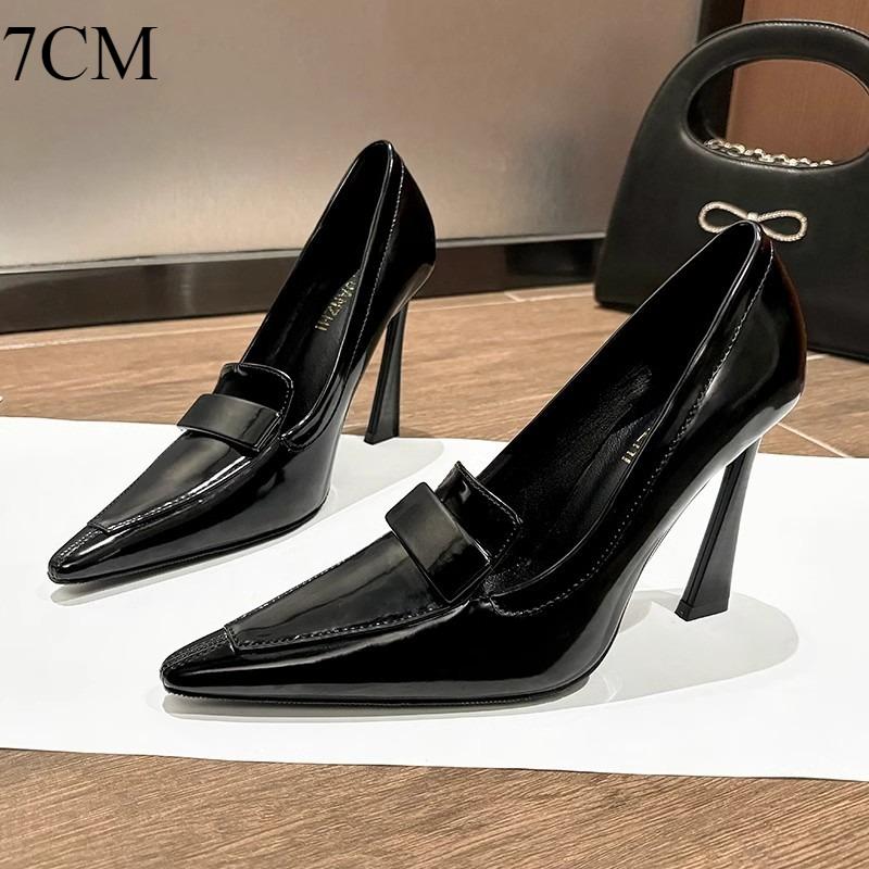 High Heels Women's 2025 New Retro Pointed Royal Sister Single Shoes Casual Business Black Thin Heel Patent Leather High Heels