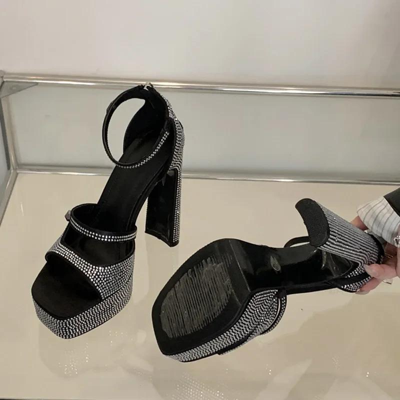 Роскошные дизайнерские хрустальные туфли-лодочки с квадратным каблуком и стразами, женские модные сандалии на массивной платформе, летние сексуальные туфли с открытым носком для вечеринок и выпускного бала
