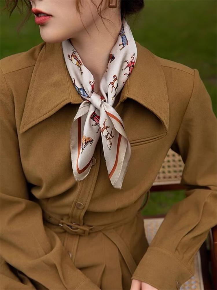 Luxury Horse Print Female Silk Neck Scarf Square Hair Scarves Foulard Head Band Shawls Wraps Neckerchief Bandana Women