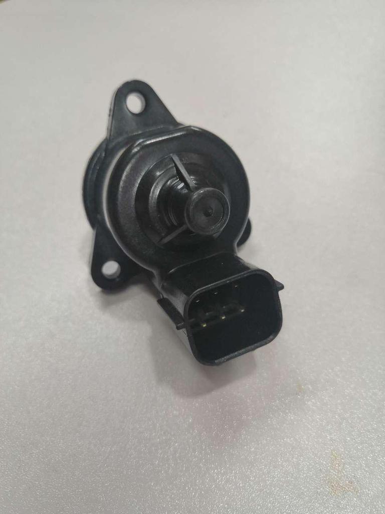 Chrysler/Mitsubishi Eclipse Lancer Клапан управления холостым ходом MD628318