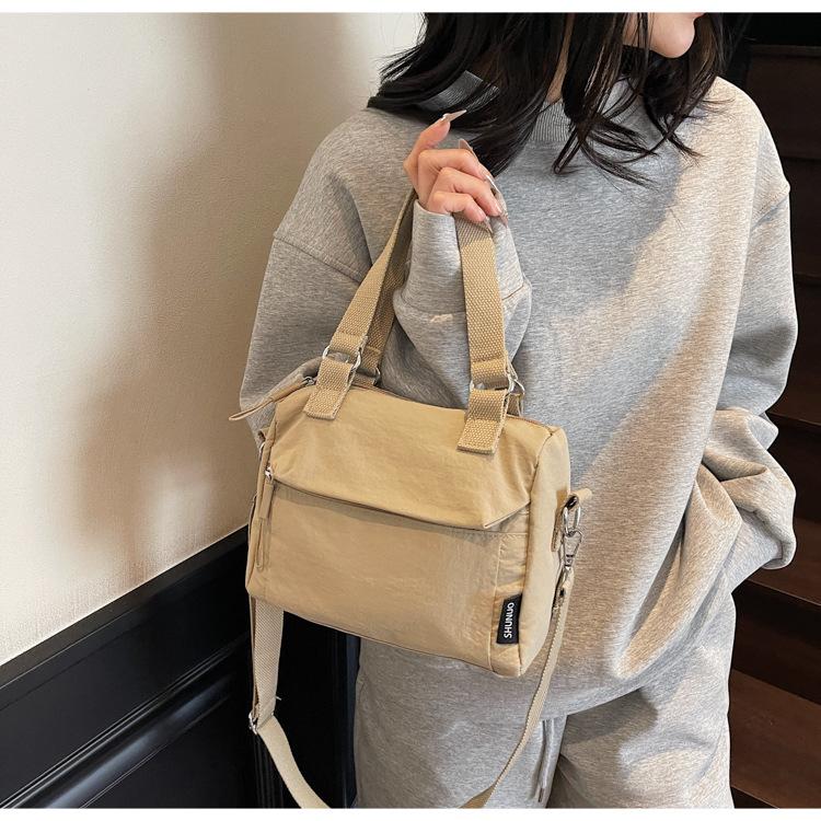 Simple Hand Carry Small Bag Women 2025 New Fashion Canvas Small Square Bag Casual Versatile Shoulder Messenger Bag