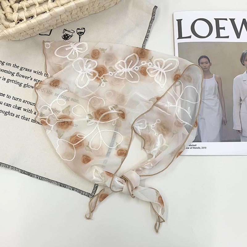 Headscarf Xia Women's Pastoral New Versatile Silk Scarf High-end Sense Multi-use Antique Headband Hair Accessories Headgear Triangle Scarf Waist Tie