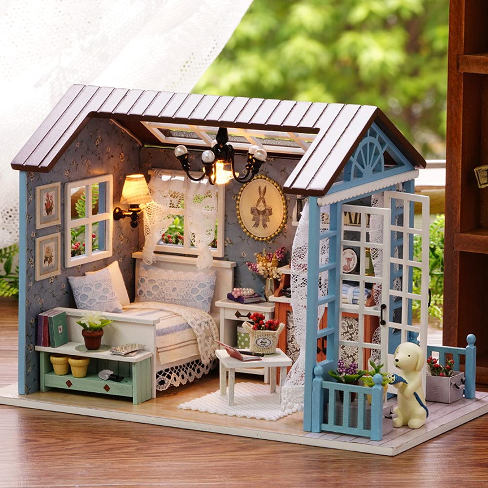moin moin Instruction Dollhouse Miniature Handmade Kit Set Small Beginner Room To Live with a Dog LED Light Acrylic Case 20101DH139 [Japanese Manual]