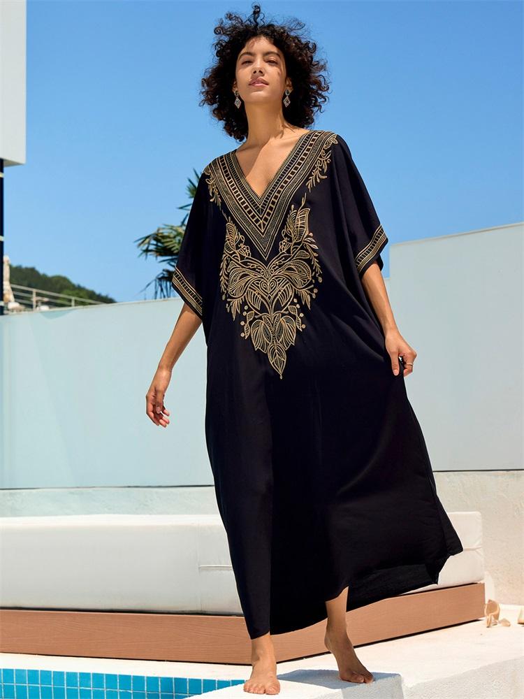 EDOLYNSA Шикарный черный кафтан с вышивкой золотой нитью размера плюс, платье с v-образным вырезом, 2024, женская летняя пляжная одежда, купальник, свободный кафтан Q1685