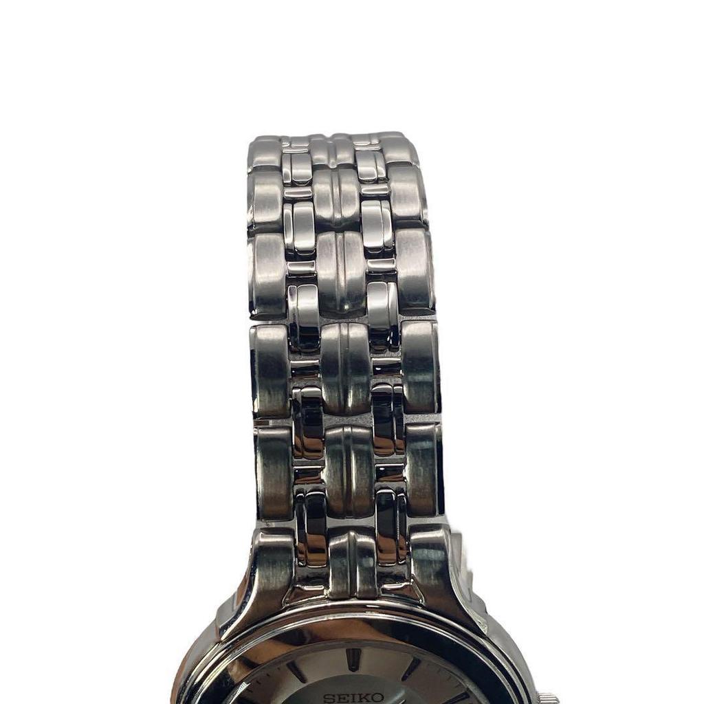 [USED] SEIKO Silver Round Shell Women's Watch 1046