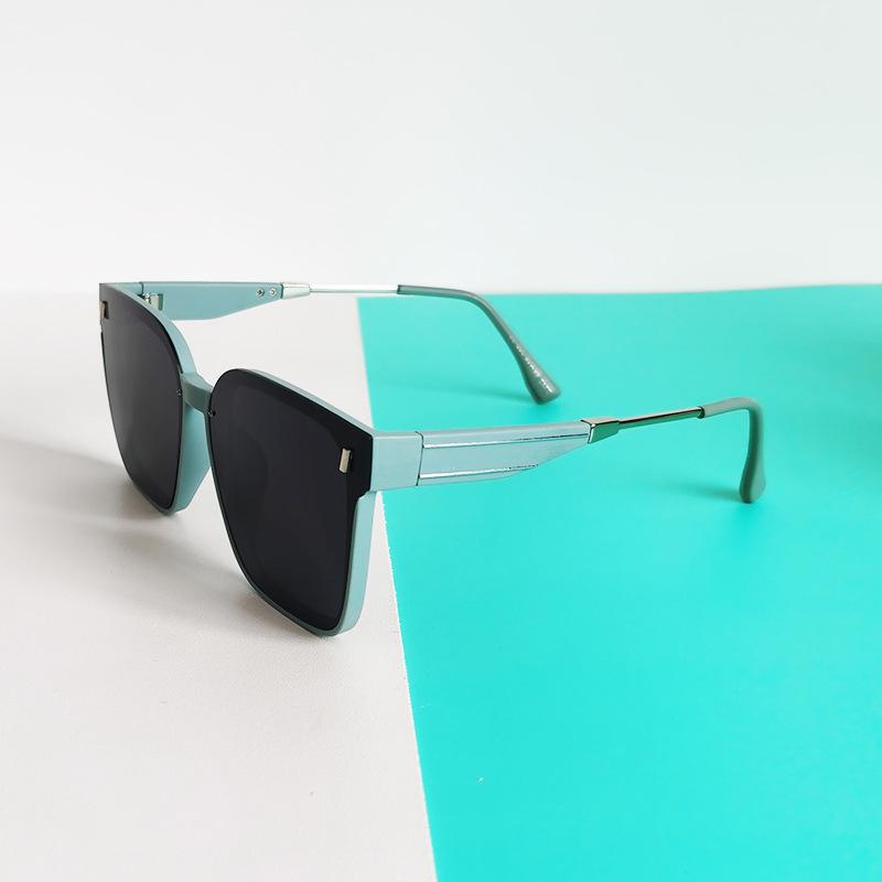 Солнцезащитные очки Повседневные Модные Солнцезащитные очки Премиум Чувство Защита от УФ Лучей Солнцезащитные очки Женские Очки Квадратные Гвоздики из Риса Модные Солнцезащитные очки