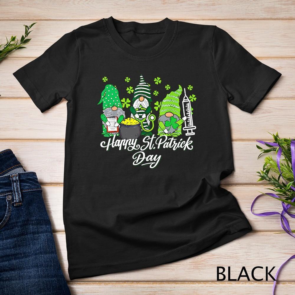 Gnome Nurses Saint Pattys Scrub Nurse St Patricks Day Women Unisex T-shirt
