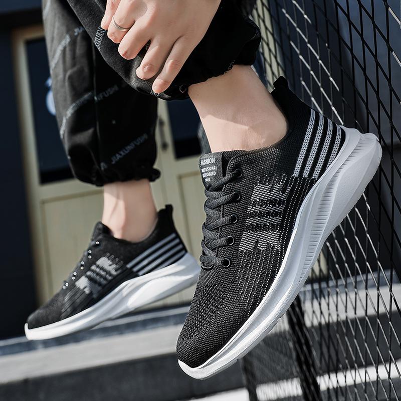 Adult Oversized Lightweight Breathable Shock-absorbing Wear-resistant Fashionable and Trendy Casual Sports Shoes